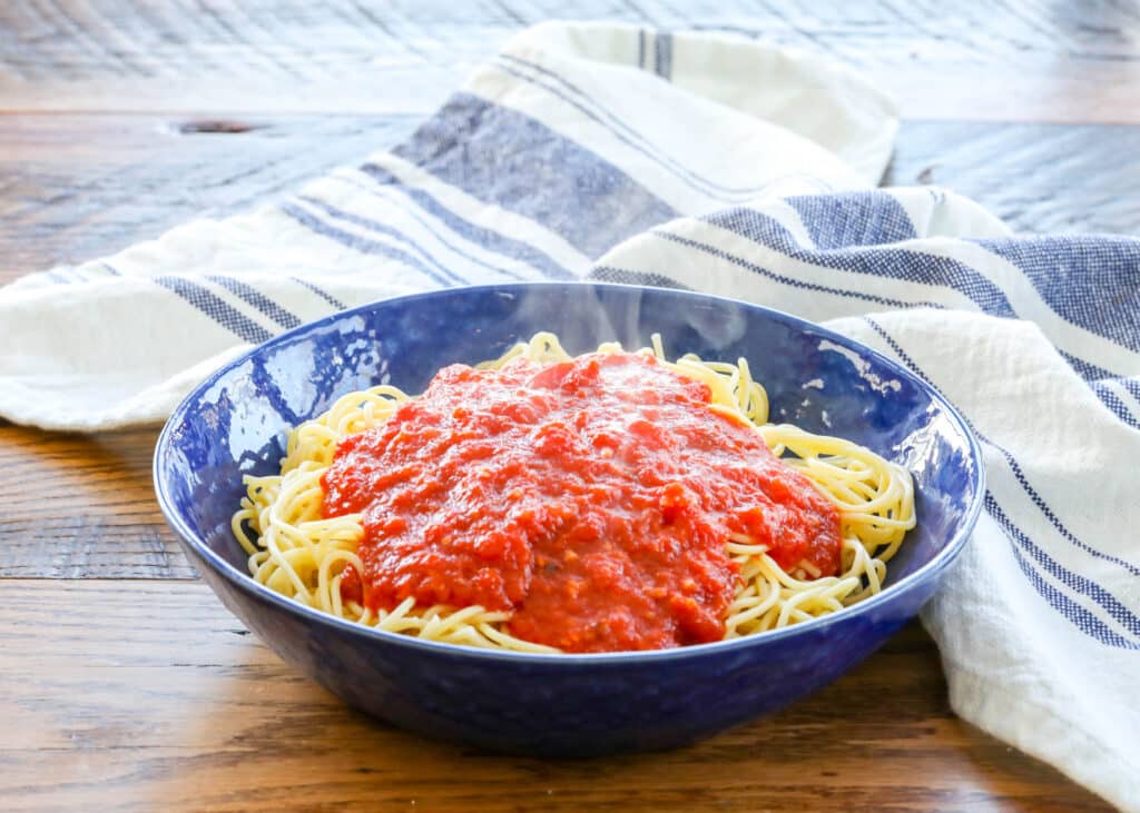 This five minute marinara sauce can be made with pantry ingredients and it is rave worthy!