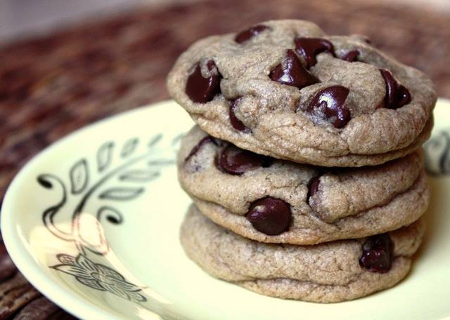 Whole Wheat Peanut Butter Chocolate Chip Cookies recipe by Barefeet In The Kitchen