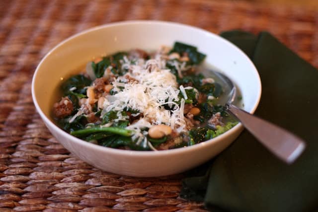 Italian White Bean, Spinach and Beef Soup recipe by Barefeet In The Kitchen