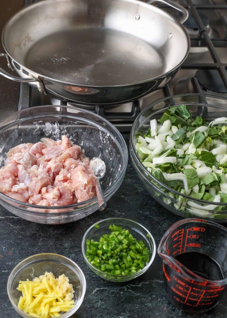 Ingredients for stir-fried chicken and Chinese cabbage