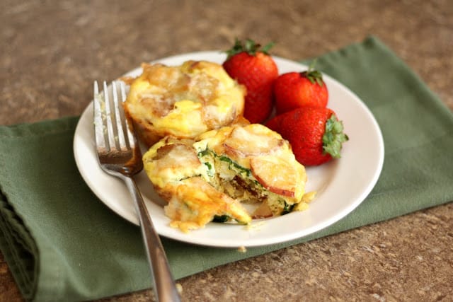 Cheesy Potato Egg and Spinach Mini Quiches recipe by Barefeet In The Kitchen