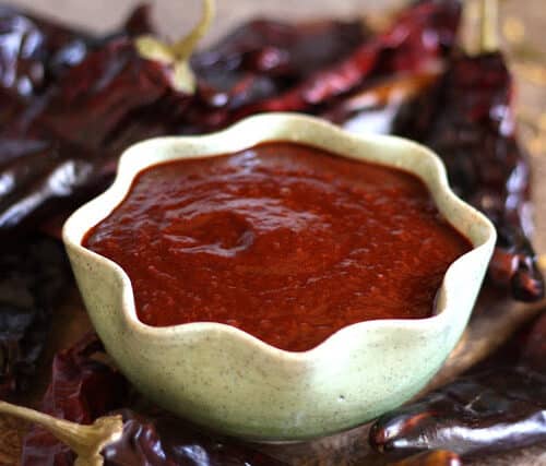 bord tilbagebetaling klynke New Mexico Red Chile Sauce - Barefeet in the Kitchen
