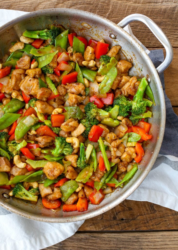 Cashew Chicken is a highly adaptable stir fry dinner that can be made in just 30 minutes! get the recipe at barefeetinthekitchen.com