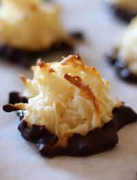 Chocolatey cookie/candy with coconut