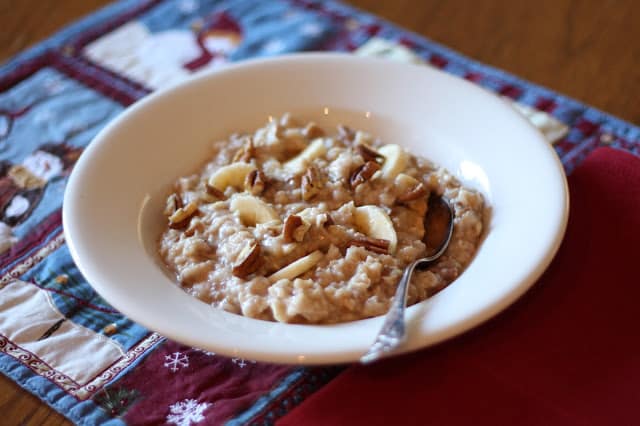 Maple Banana Nut Oatmeal recipe by Barefeet In The Kitchen
