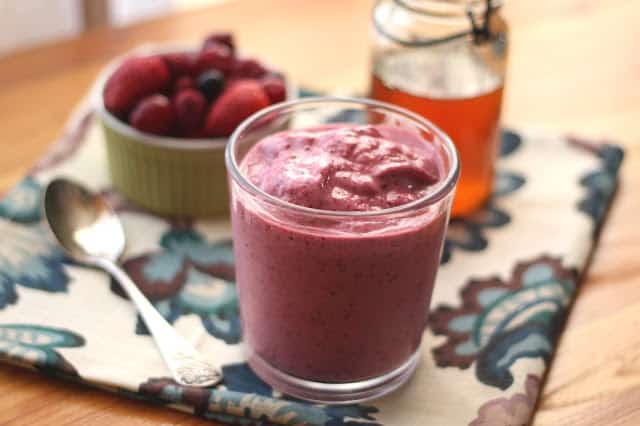 Almond Antioxidant Smoothie recipe by Barefeet In The Kitchen