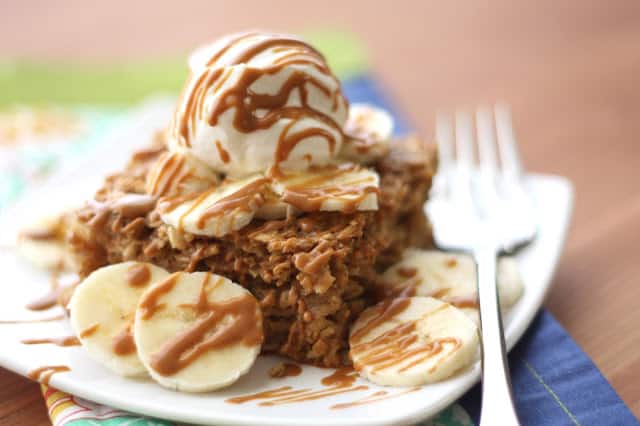 Biscoff Banana Bread Baked Oatmeal recipe by Barefeet In The Kitchen