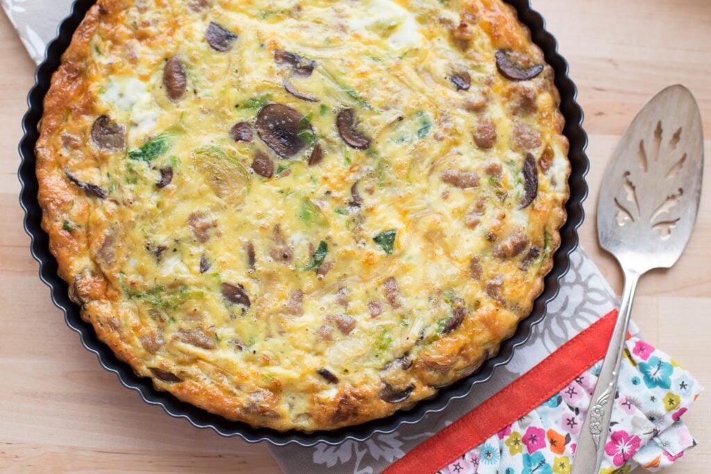 crustless quiche with vegetables and sausage