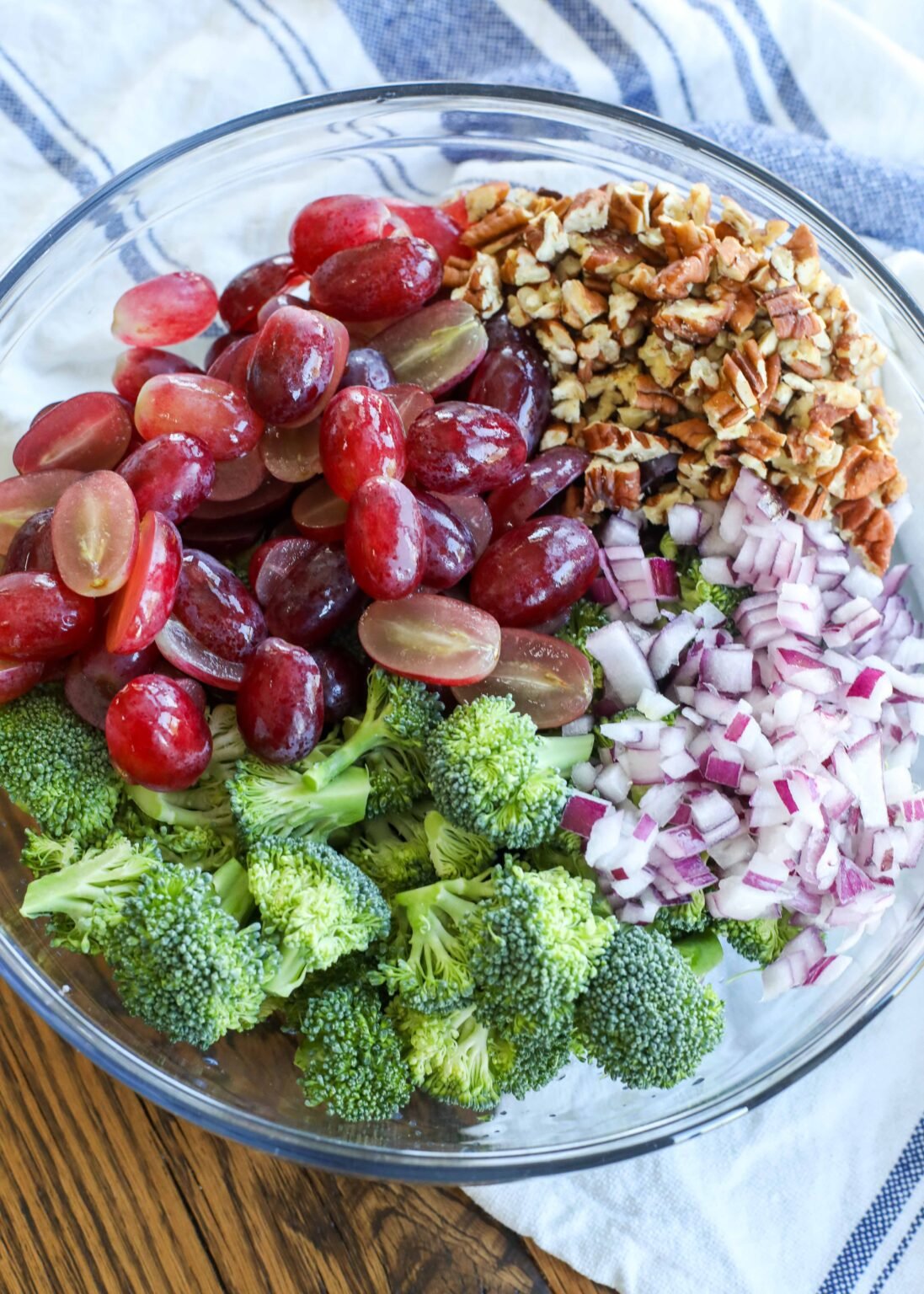 Broccoli Grape Salad - Barefeet in the Kitchen