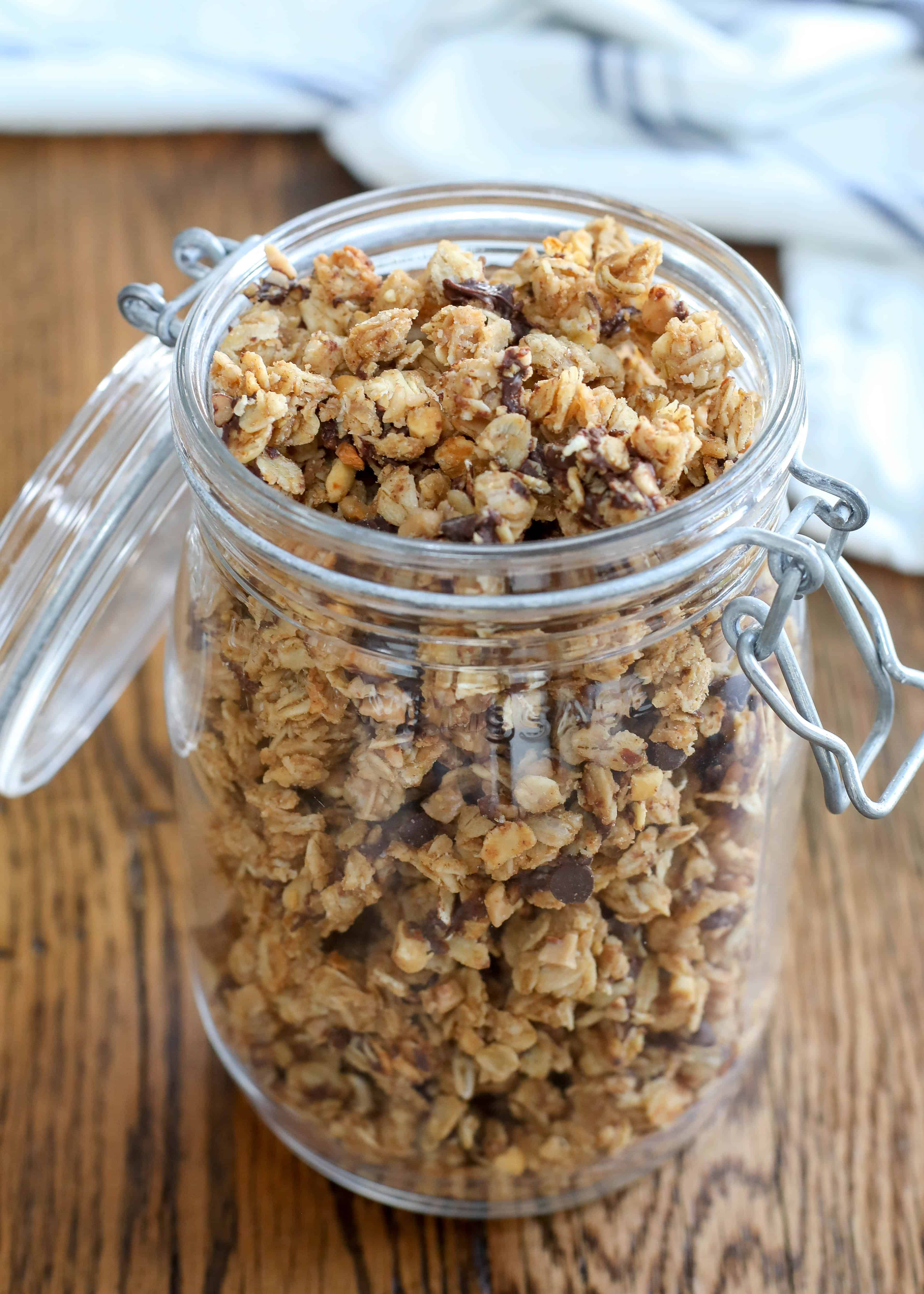 PB Chocolate Chip Granola {crock-pot recipe}