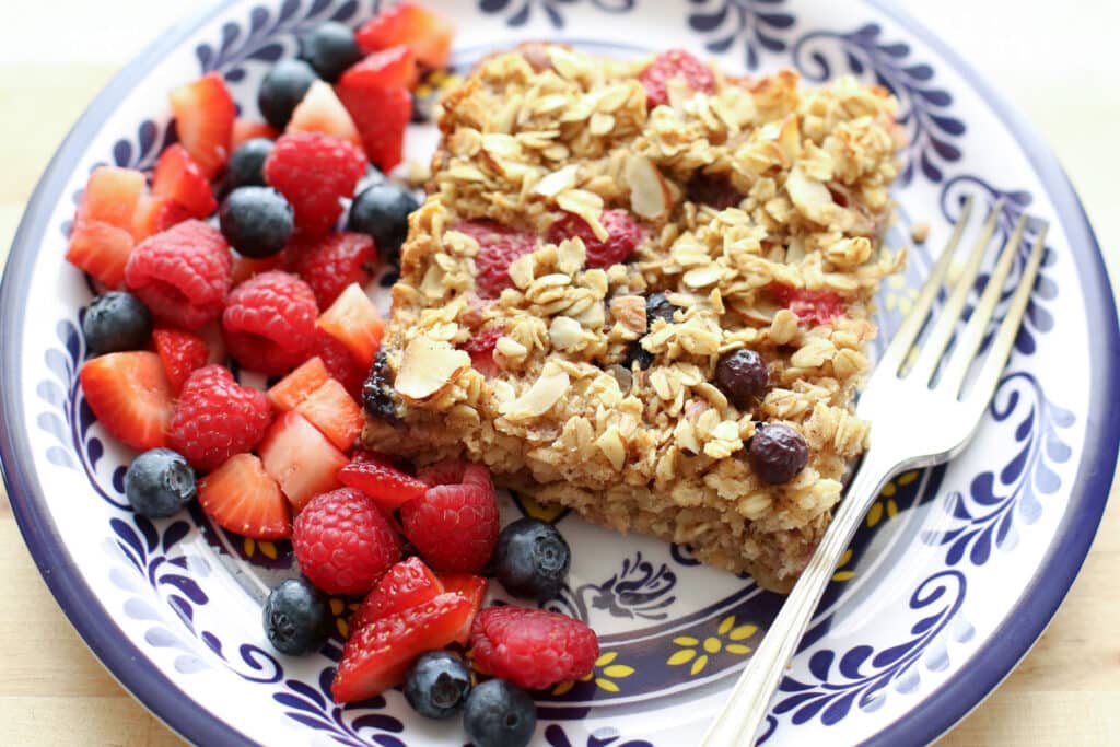Berry Baked Oatmeal recipe by Barefeet In The Kitchen