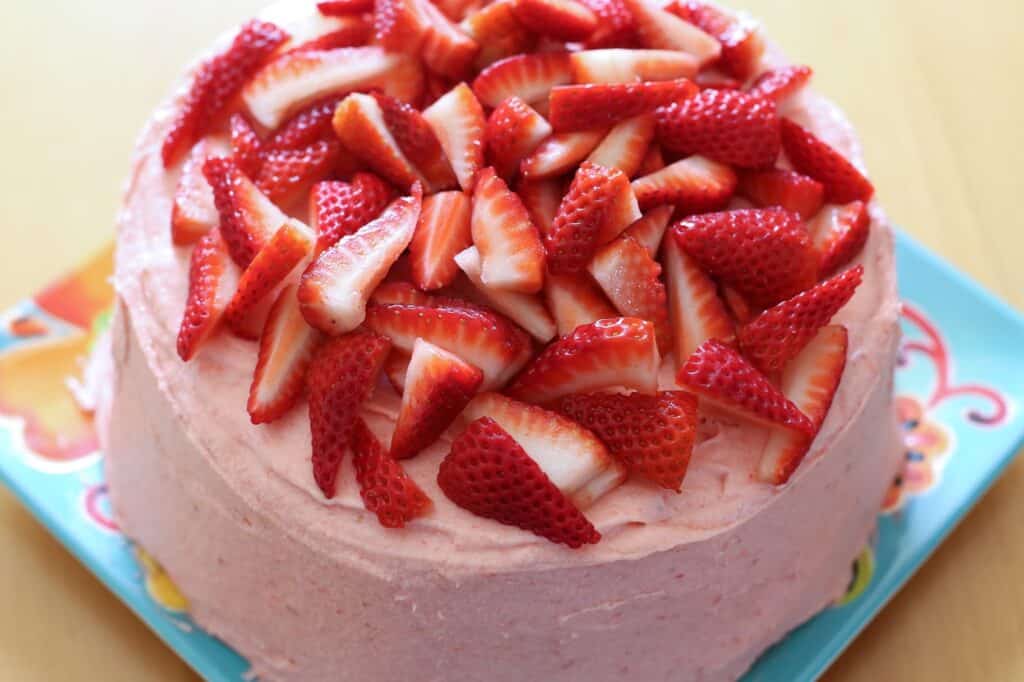 Barefeet In The Kitchen's Top 10 Recipes for 2014 - Fresh Strawberry Frosting