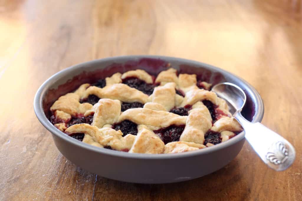 Deep Dish Berry Pie {traditional and gluten free recipes}