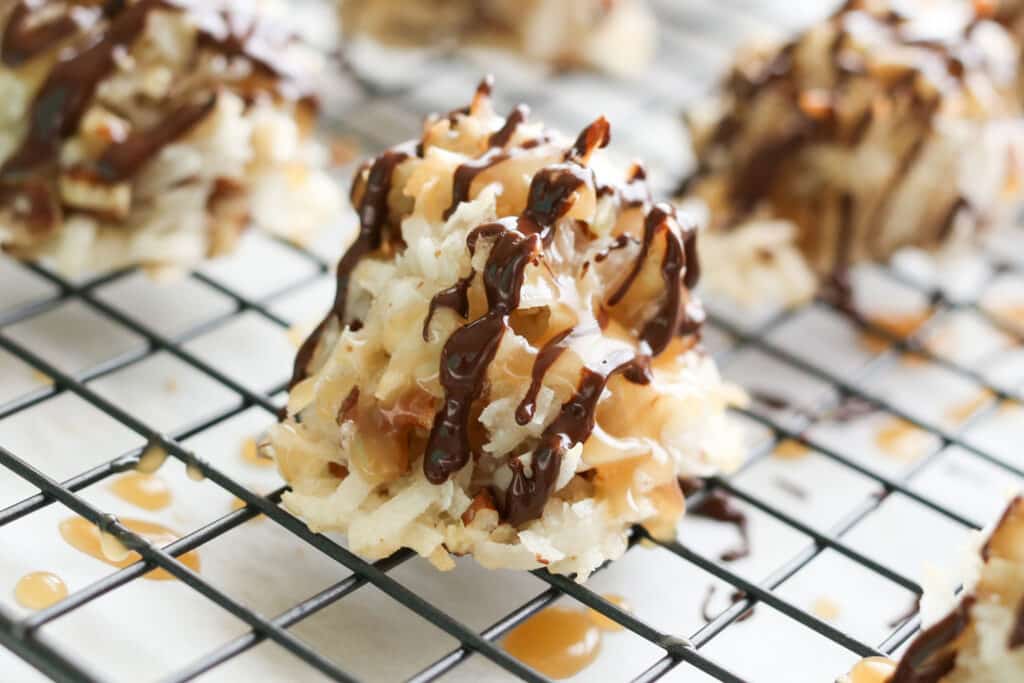 German Chocolate Macaroons - recipe by Barefeet In The Kitchen