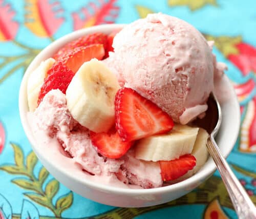 Fluffy Strawberry Banana Ice Cream | Barefeet in the Kitchen