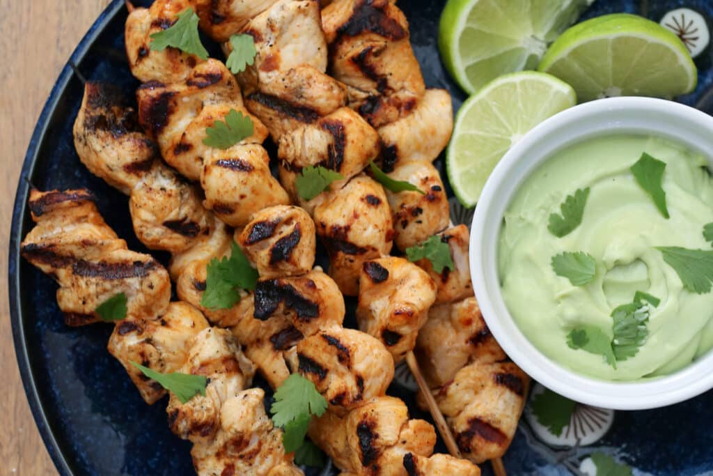 Chipotle Chicken Kabobs with Avocado Cream Sauce - recipe by Barefeet In The Kitchen