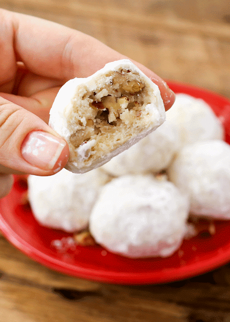 Sugar and Spice Butter Balls are a fun twist on classic Mexican Wedding Cookies! - get the recipe at barefeetinthekitchen.com
