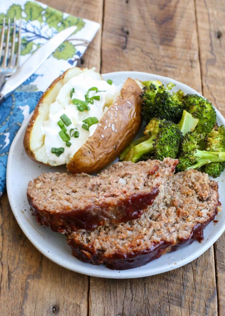 Balsamic Glazed Meatloaf is a guaranteed winner for dinner any night of the week! get the recipe at barefeetinthekitchen.com