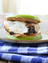 Green Apple S'mores are an unforgettable twist on a classic! get the recipe at barefeetinthekitchen.com