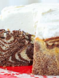 Zebra Cakes are so much fun! get the recipe at barefeetinthekitchen.com