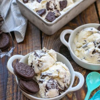 I can't get enough of this Cookies and Cream Ice Cream! get the recipe at barefeetinthekitchen.com