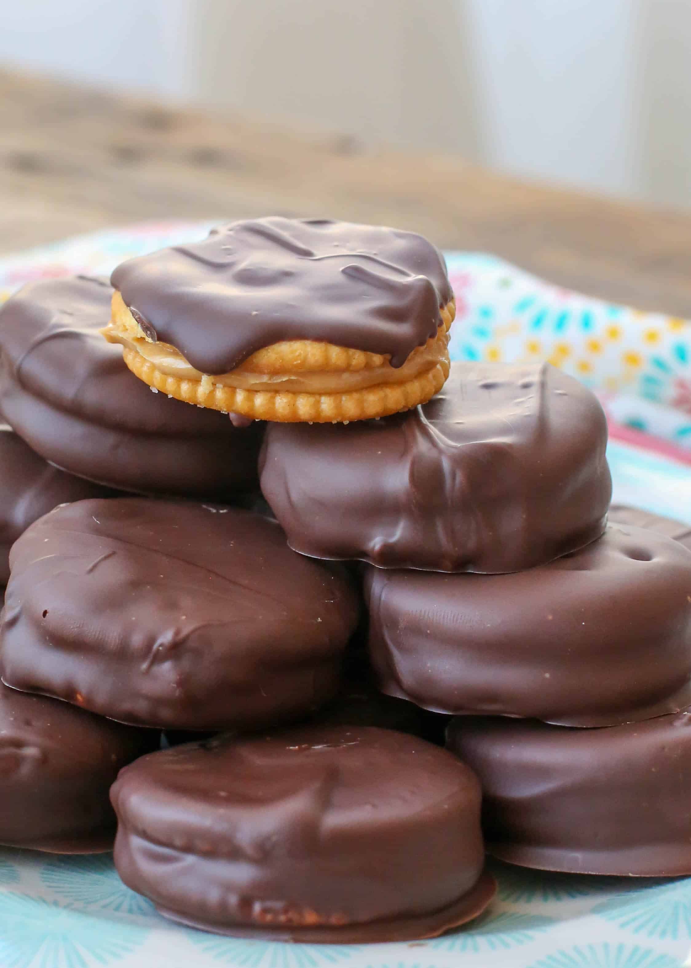 Chocolate Peanut Butter Ritz Cookies | Barefeet in the Kitchen