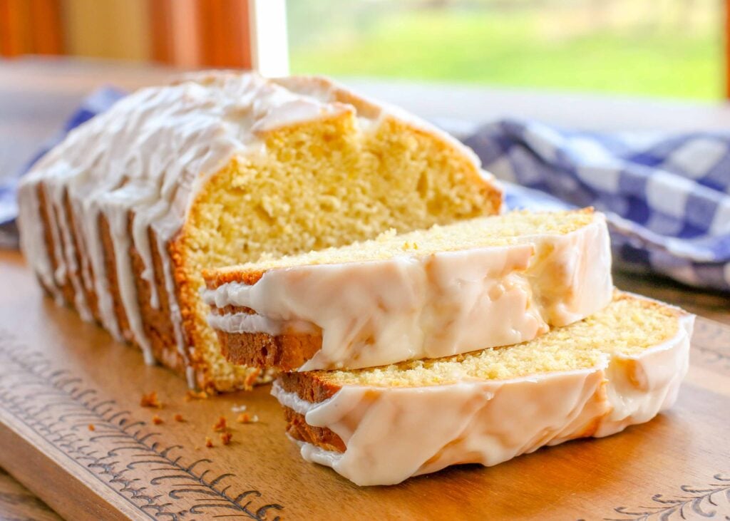 Iced Lemon Loaf Cake 