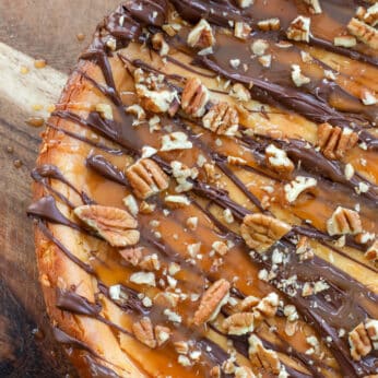 Chocolate, caramel, and pecans add up to an awesome Turtle Cheesecake