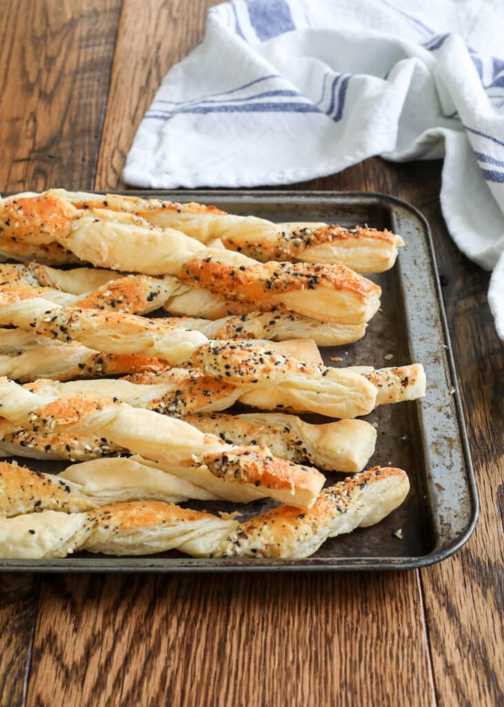 Everything Bagel Cheese Straws are irresistible!