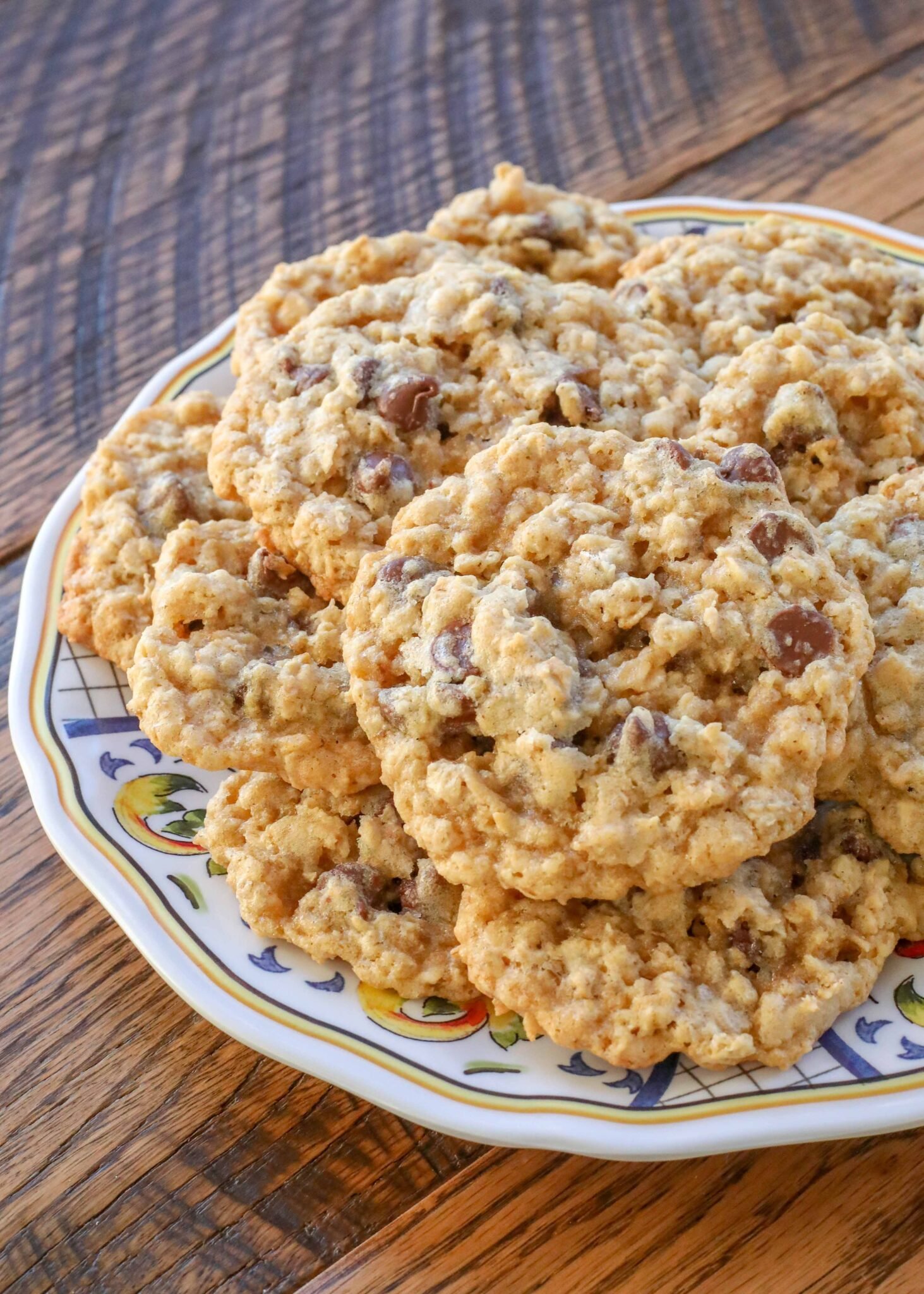 Soft Chewy Oatmeal Chocolate Chip Cookies - Barefeet in the Kitchen