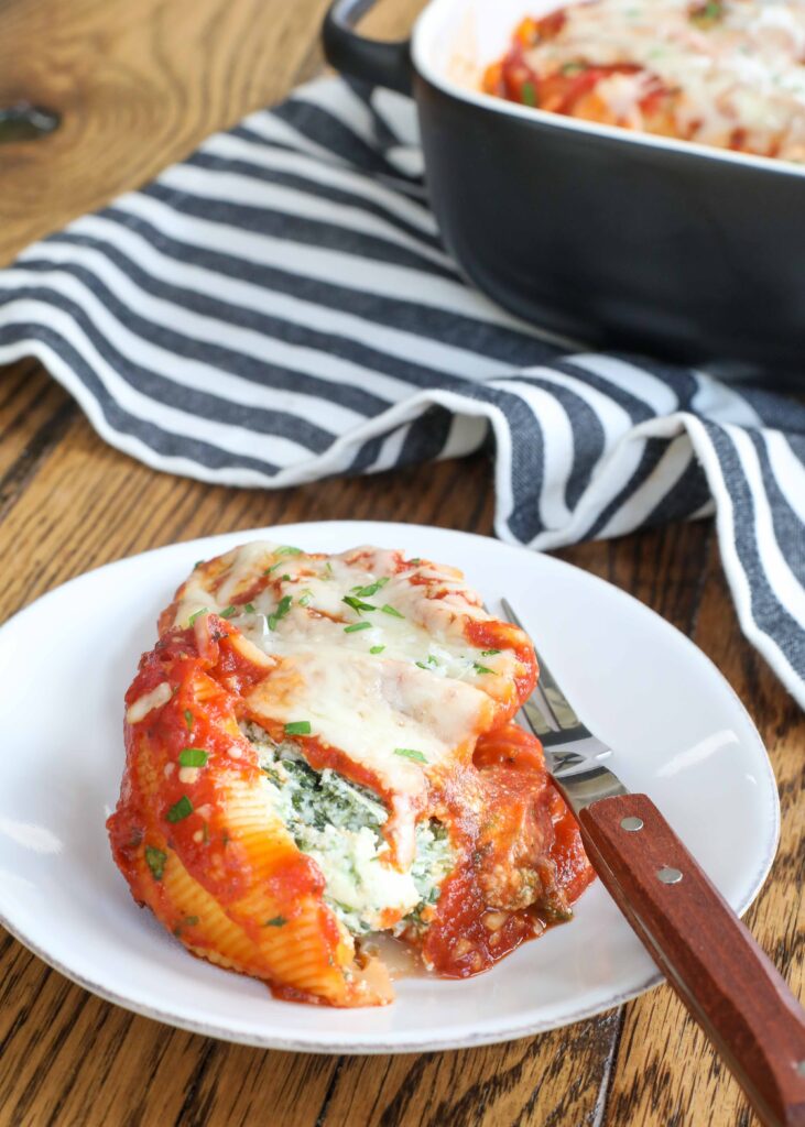 Creamy stuffed shells with spinach