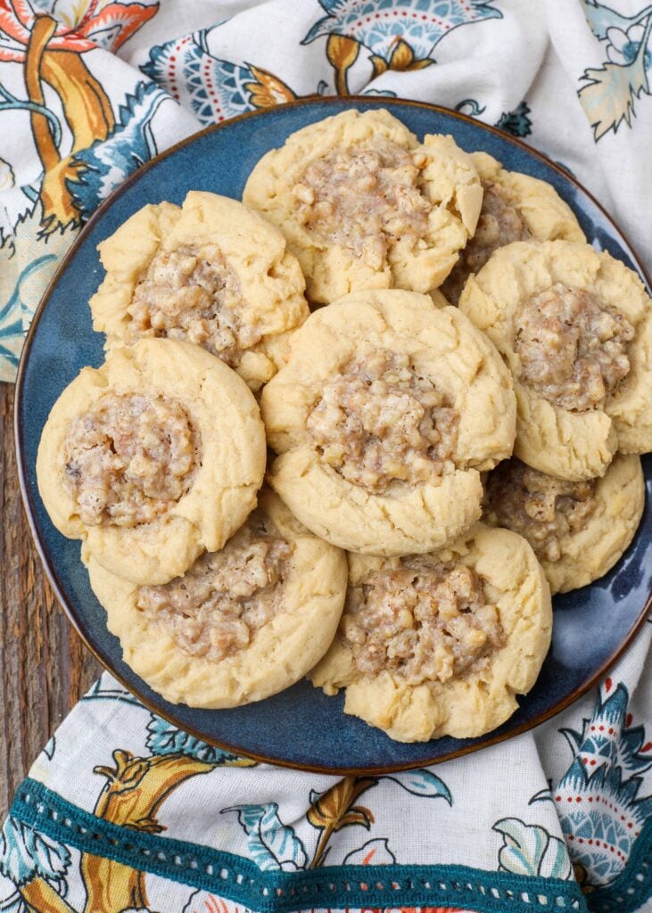 Cookies with walnuts on pottery plate