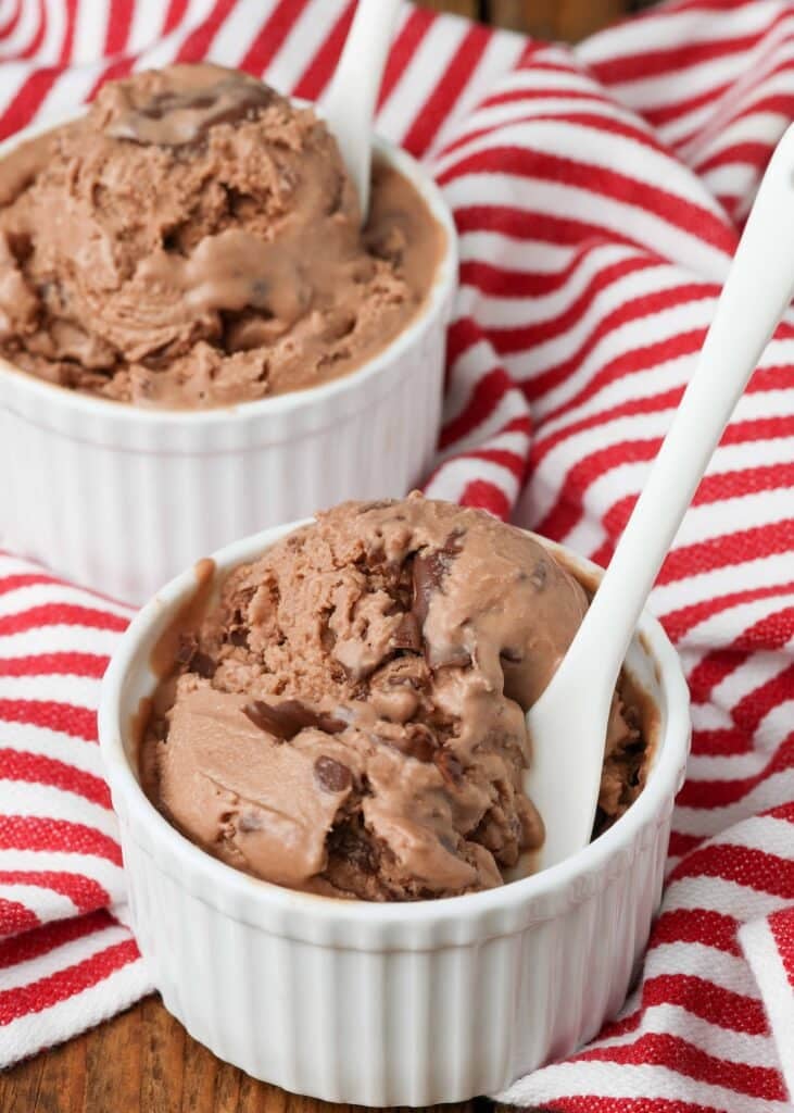 chunky pieces of Nutella in chocolate ice cream