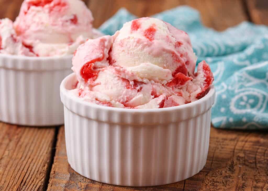 cheesecake ice cream with strawberries