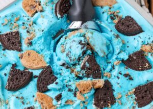 Cookie Monster Ice Cream - Barefeet in the Kitchen