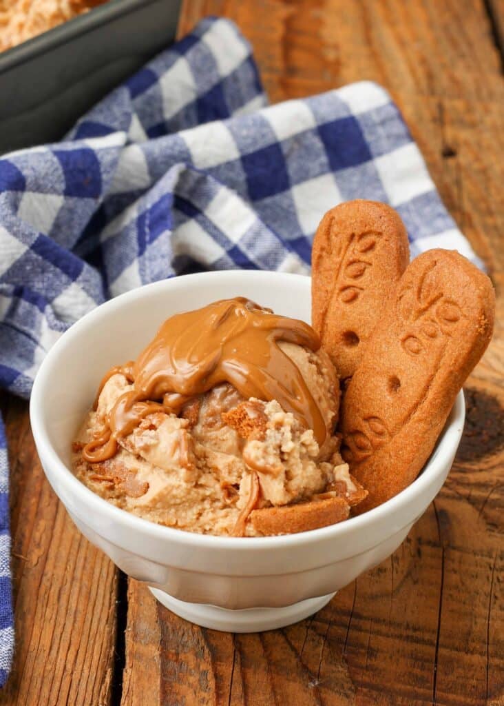Biscoff cookies and melted cookie butter poured over ice cream