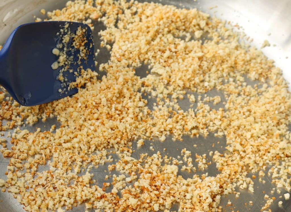 breadcrumbs in skillet