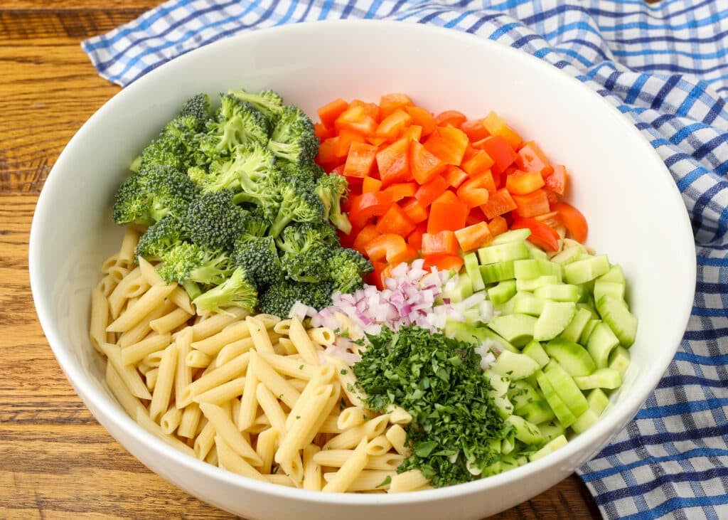 ingredients for pasta salad with ranch dressing