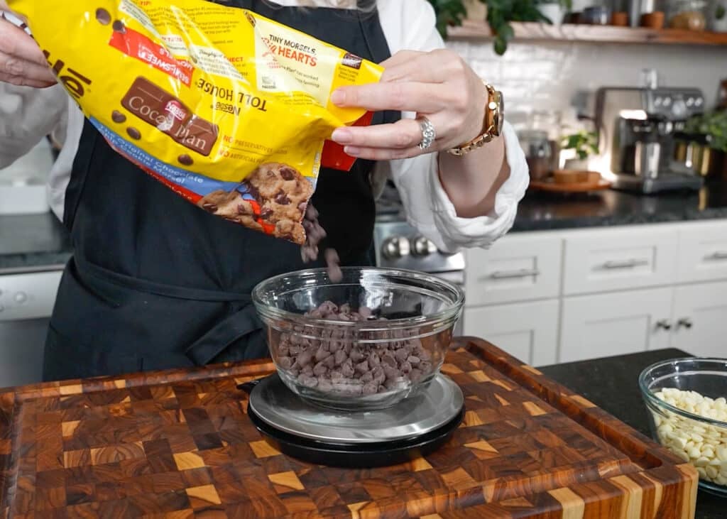measuring chocolate chips